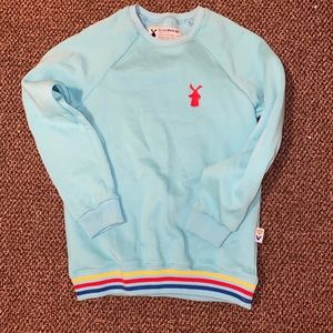 Super cute Dutch Bros crewneck!